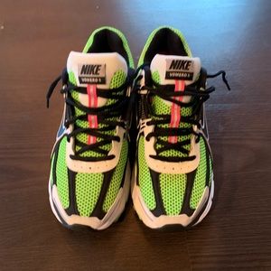 Nike Vomero 5